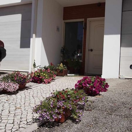 Quartos Confortaveis Em Casa Proximo Ao Mosteiro Batalha Buitenkant foto
